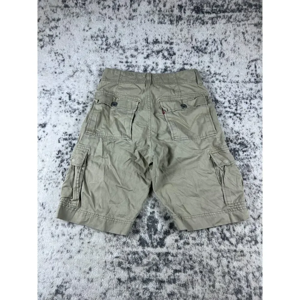 Levis size 32